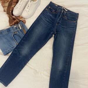 Levi’s Wedgie Straight Jeans — Dark Wash